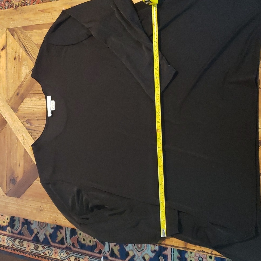 Allison Woods Black stretch top ( fits like 2x or 3x )